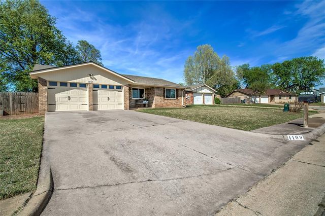 1109 Teal Place, Edmond, OK 73003