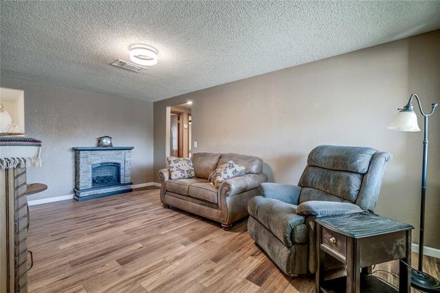 1109 Teal Place, Edmond, OK 73003