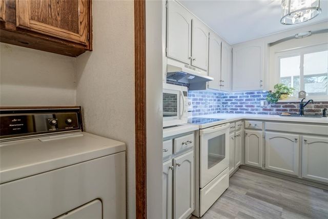 1109 Teal Place, Edmond, OK 73003