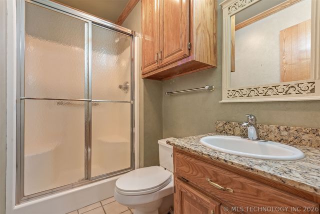 610 N 177th East Avenue, Catoosa, OK 74015