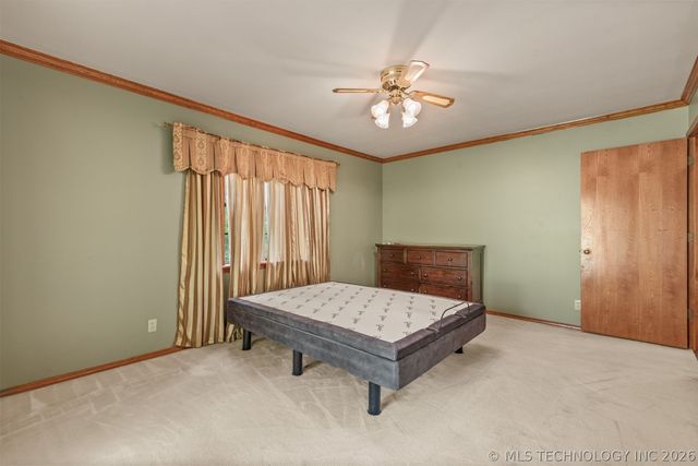 610 N 177th East Avenue, Catoosa, OK 74015