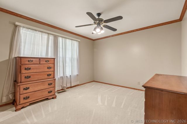610 N 177th East Avenue, Catoosa, OK 74015