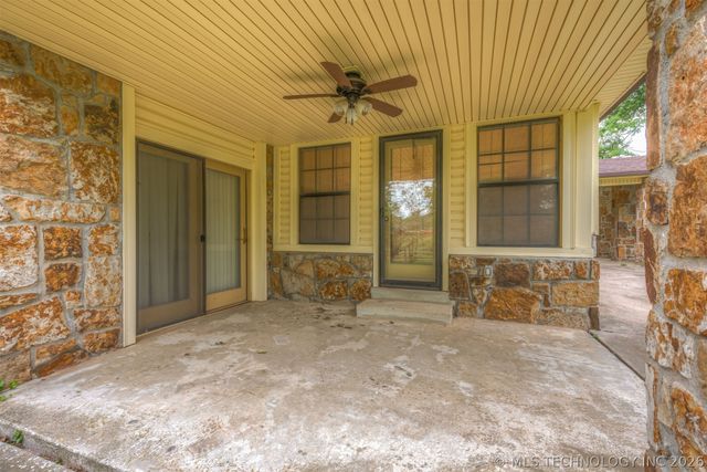 610 N 177th East Avenue, Catoosa, OK 74015