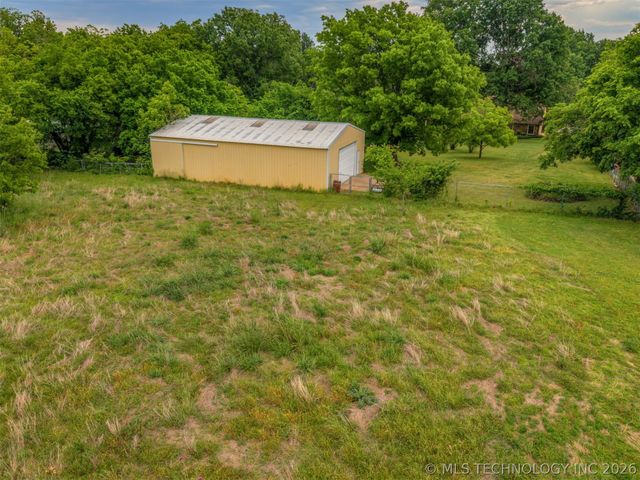 610 N 177th East Avenue, Catoosa, OK 74015