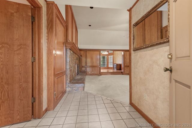 610 N 177th East Avenue, Catoosa, OK 74015