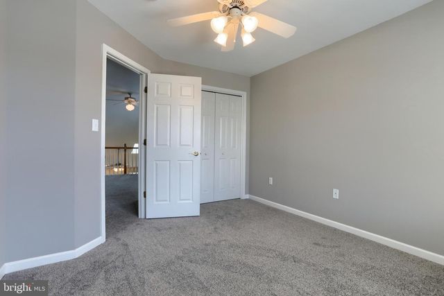 411 NORTHSTAR DR, Harrisburg, PA 17112
