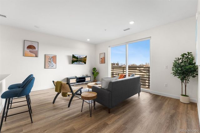 5256 N Federal Boulevard 210, Denver, CO 80221