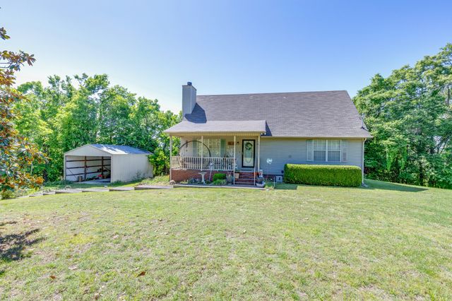 2161 Garner Rd, Mount Pleasant, TN 38474