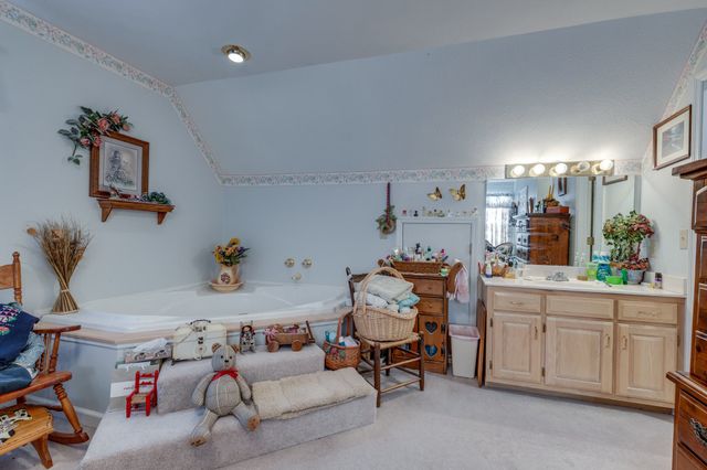 2161 Garner Rd, Mount Pleasant, TN 38474