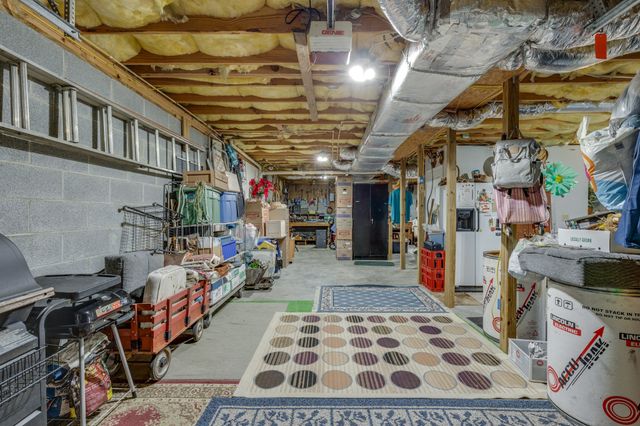 2161 Garner Rd, Mount Pleasant, TN 38474