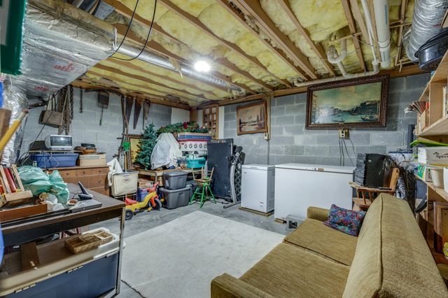 2161 Garner Rd, Mount Pleasant, TN 38474
