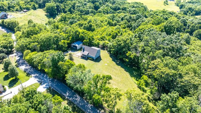 2161 Garner Rd, Mount Pleasant, TN 38474