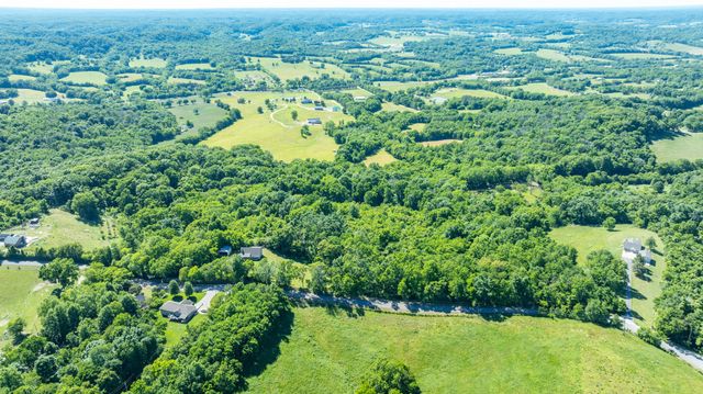 2161 Garner Rd, Mount Pleasant, TN 38474