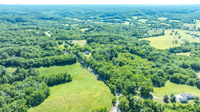 2161 Garner Rd, Mount Pleasant, TN 38474