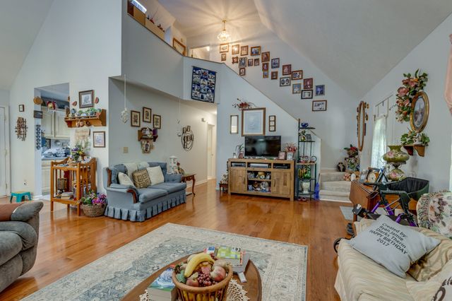 2161 Garner Rd, Mount Pleasant, TN 38474