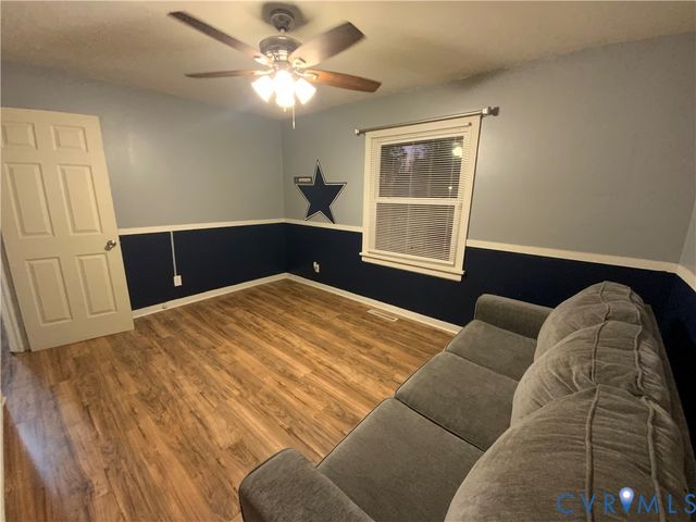 202 Huger Ct, Sandston, VA 23150