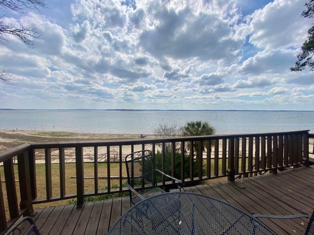 709 Cr 4921, Etoile, TX 75944