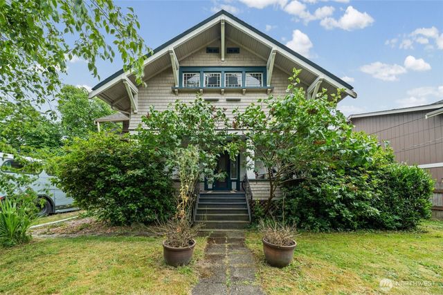 4049 S 128th Street, Tukwila, WA 98168