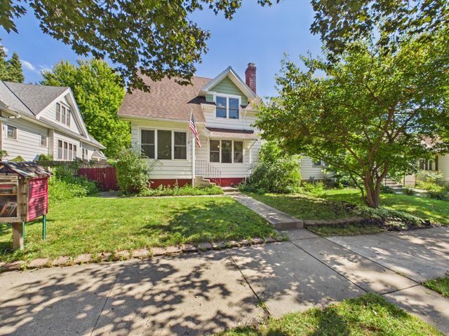 1317 N 5th Street, Mankato, MN 56001