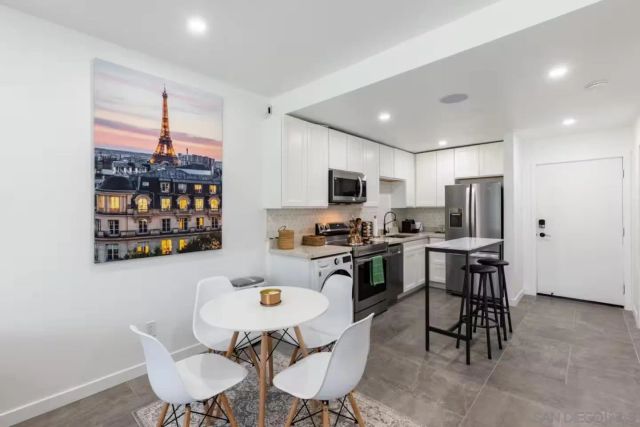 2003 Costa Del Mar Rd 671, Carlsbad, CA 92009