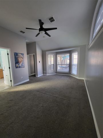 7711 Rochester Lane, Arlington, TX 76002