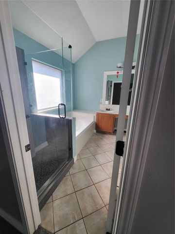 7711 Rochester Lane, Arlington, TX 76002