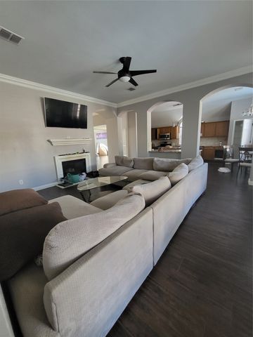 7711 Rochester Lane, Arlington, TX 76002