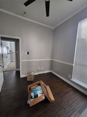 7711 Rochester Lane, Arlington, TX 76002