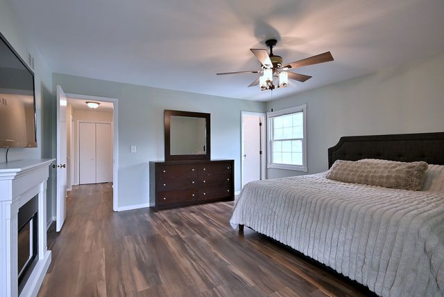 101 E Bryn Mawr Avenue, Itasca, IL 60143