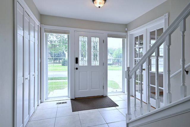 101 E Bryn Mawr Avenue, Itasca, IL 60143