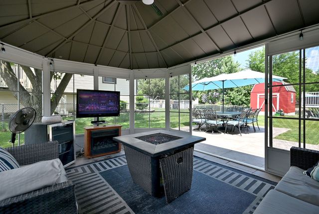 101 E Bryn Mawr Avenue, Itasca, IL 60143