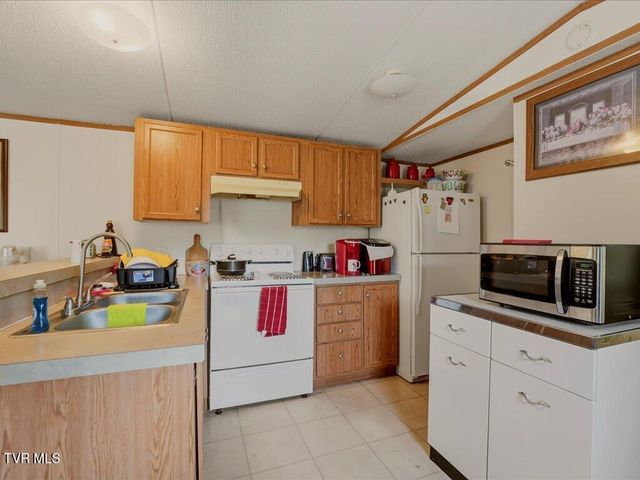 123 Substation Road, Mooresburg, TN 37811