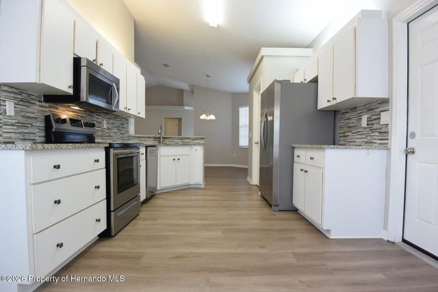 2339 Renton Lane, Spring Hill, FL 34609