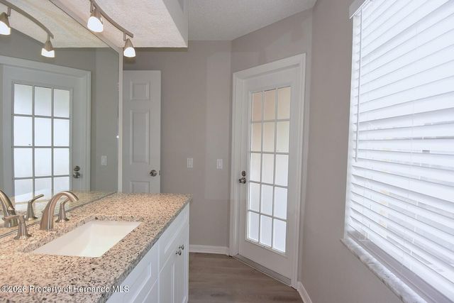 2339 Renton Lane, Spring Hill, FL 34609