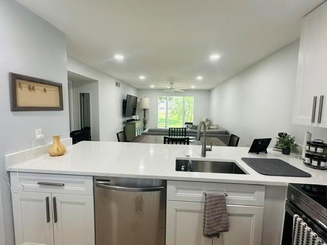 2601 NE 3rd Court 1050, Boynton Beach, FL 33435