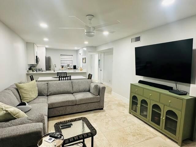 2601 NE 3rd Court 1050, Boynton Beach, FL 33435