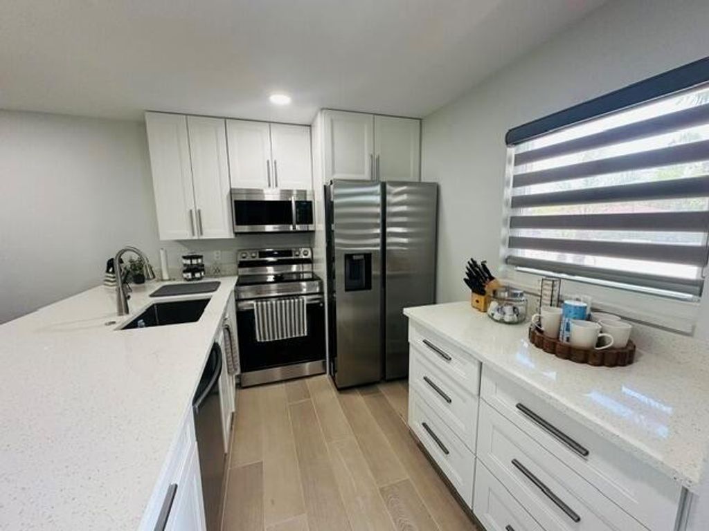 2601 NE 3rd Court 1050, Boynton Beach, FL 33435