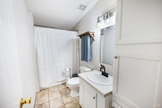 339 Plain Ridge Drive, Evington, VA 24550