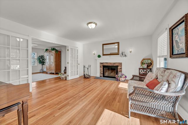 13 Rajcula Farm Road, Brookfield, CT 06804