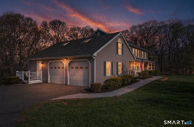 13 Rajcula Farm Road, Brookfield, CT 06804