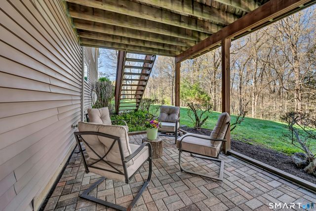 13 Rajcula Farm Road, Brookfield, CT 06804