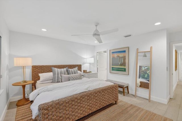 2904 Spanish Trail, Delray Beach, FL 33483