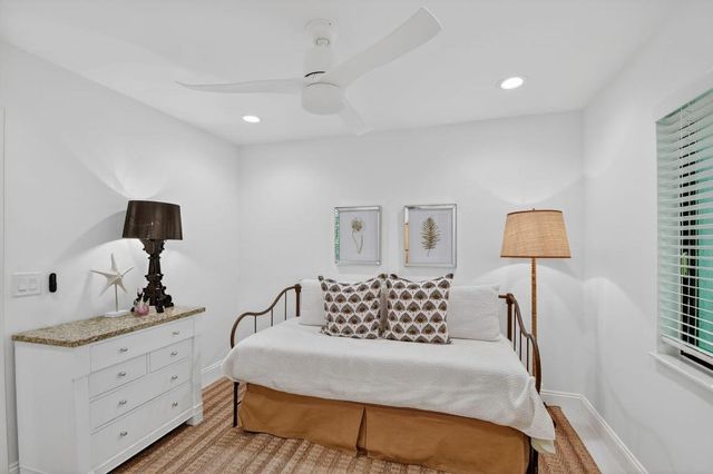 2904 Spanish Trail, Delray Beach, FL 33483