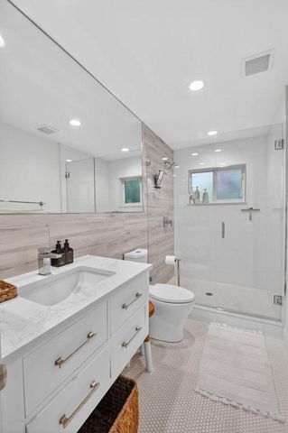 2904 Spanish Trail, Delray Beach, FL 33483