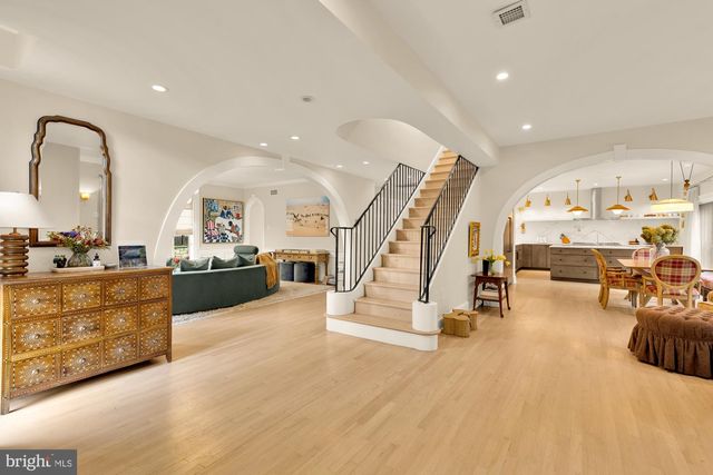 5848 ASPEN WOOD CT, Mclean, VA 22101