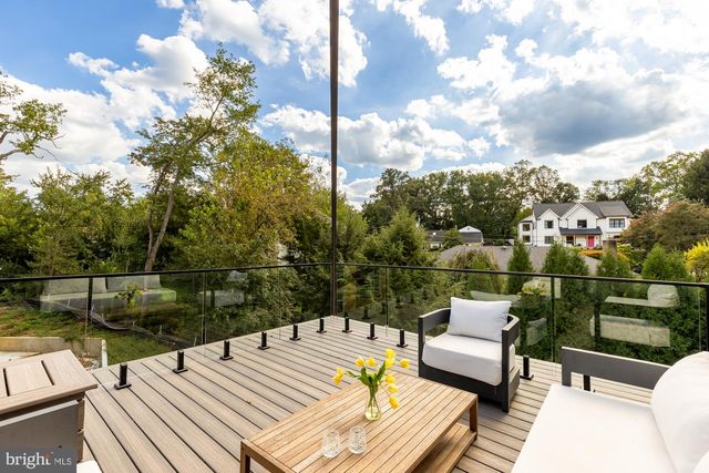 5848 ASPEN WOOD CT, Mclean, VA 22101