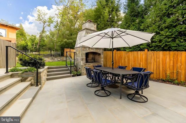 5848 ASPEN WOOD CT, Mclean, VA 22101