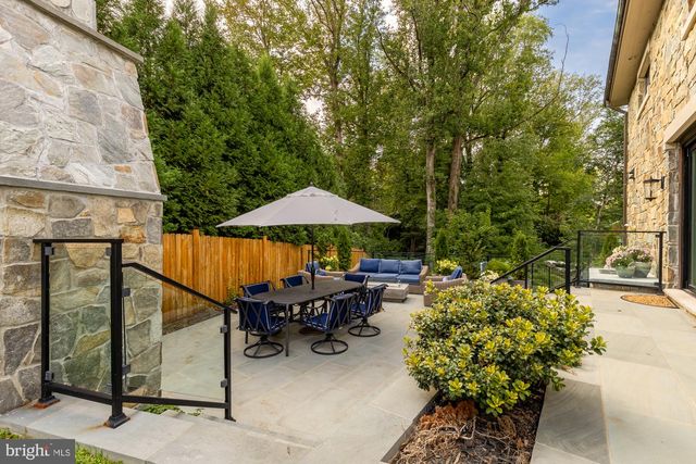 5848 ASPEN WOOD CT, Mclean, VA 22101