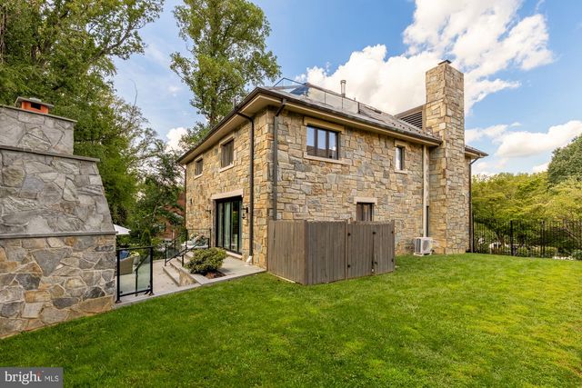5848 ASPEN WOOD CT, Mclean, VA 22101