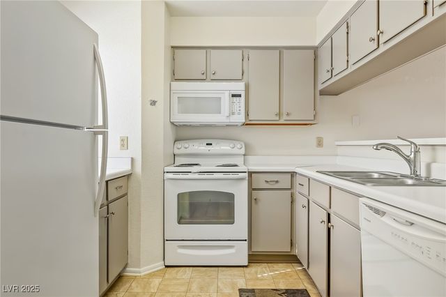 2036 Mesquite Lane 303, Laughlin, NV 89029